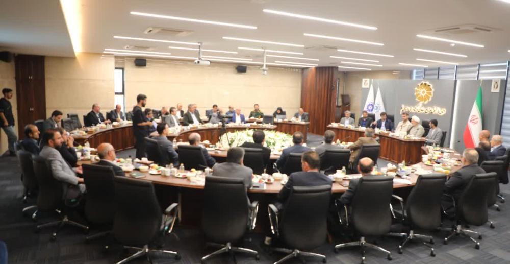 حضور مسئول بسیج مهندسین صنعت و معدن قم در هفتاد و دومین جلسه شورای گفت‌وگوی دولت و بخش خصوصی