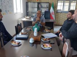 پایش میدانی ۱۱ واحد صنعتی شهرک صنعتی بهاران همدان با هدف شناسایی موانع تولید و آمادگی برگزاری قرارگاه صنعتی خاتم‌الانبیاء (ص)