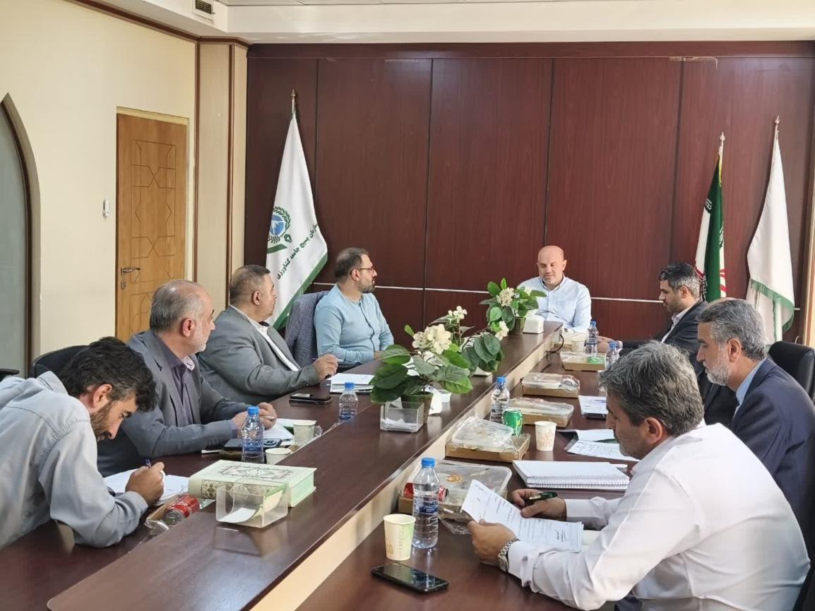 بررسی برنامه‌های هفته بسیج و دوره توانمندسازی مدیران کانون‌ها در نشست فرماندهان بسیج وزارتخانه‌ها